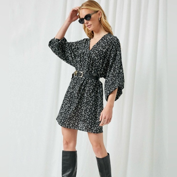 SOPHIE & HAILEE | Mixed Dot Tunic Dress | M - Picture 1 of 9
